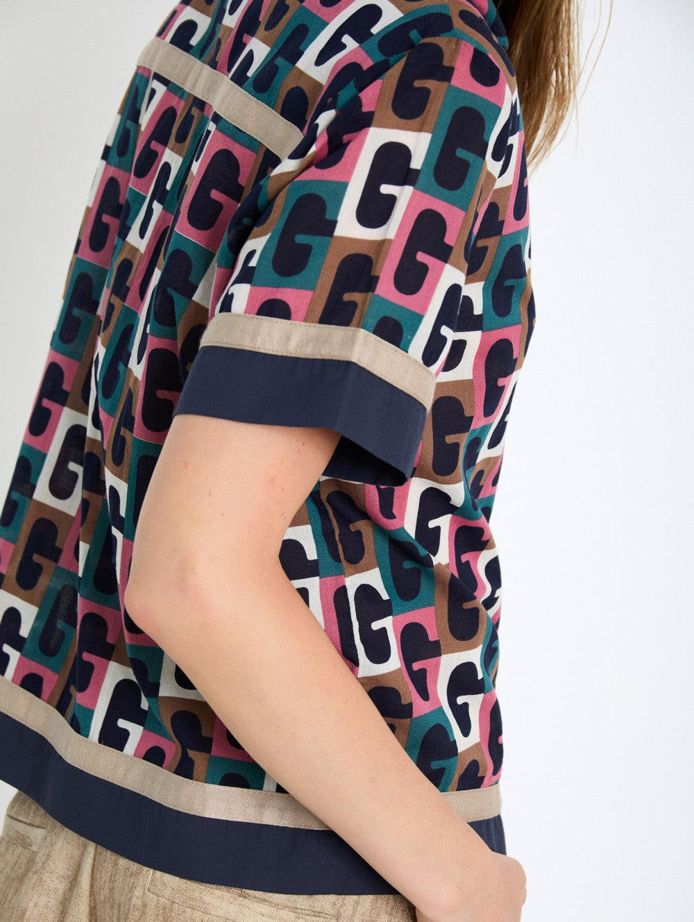 Camisa Monograma Geométrico