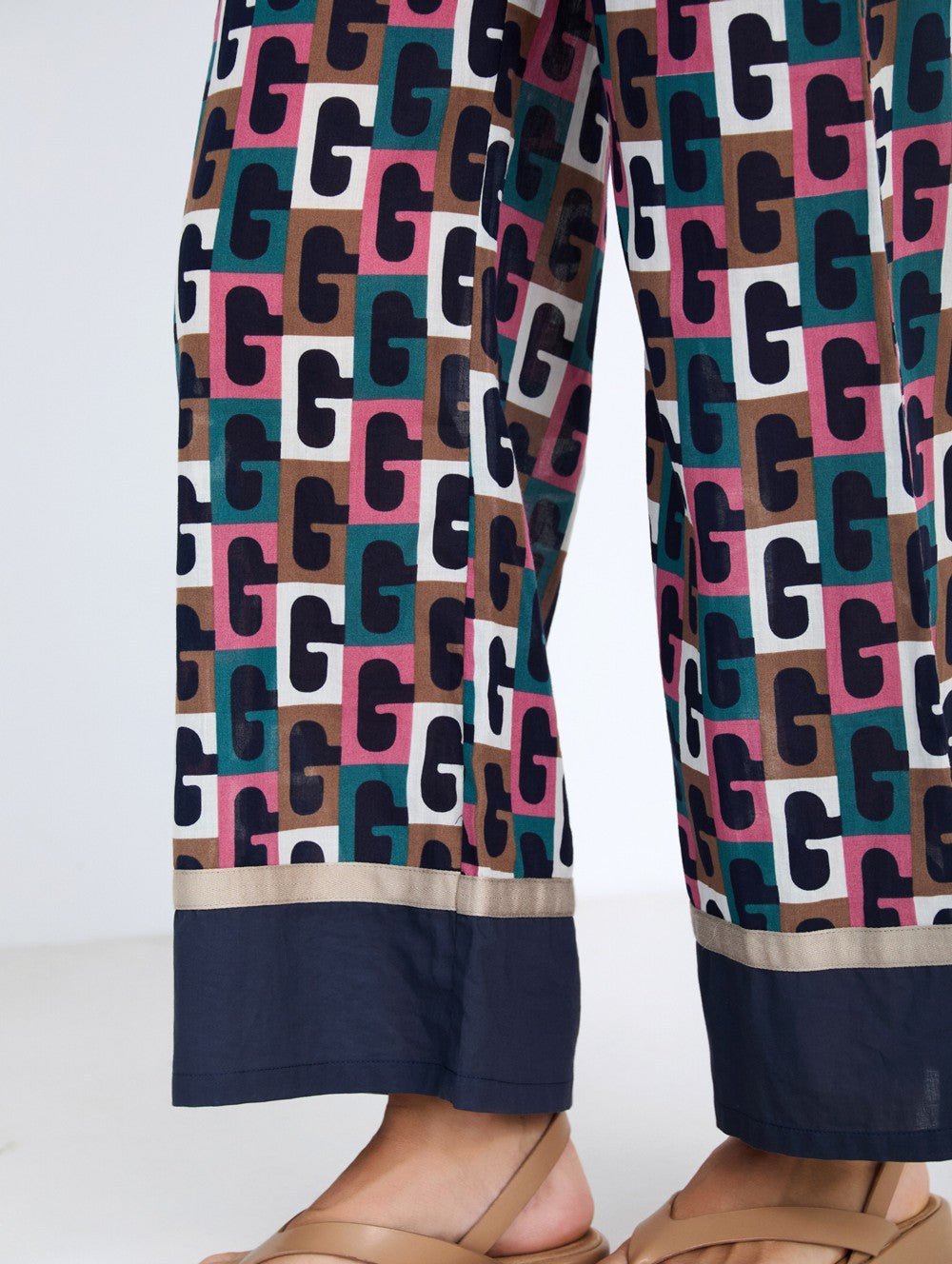Pantalón Monograma Geométrico