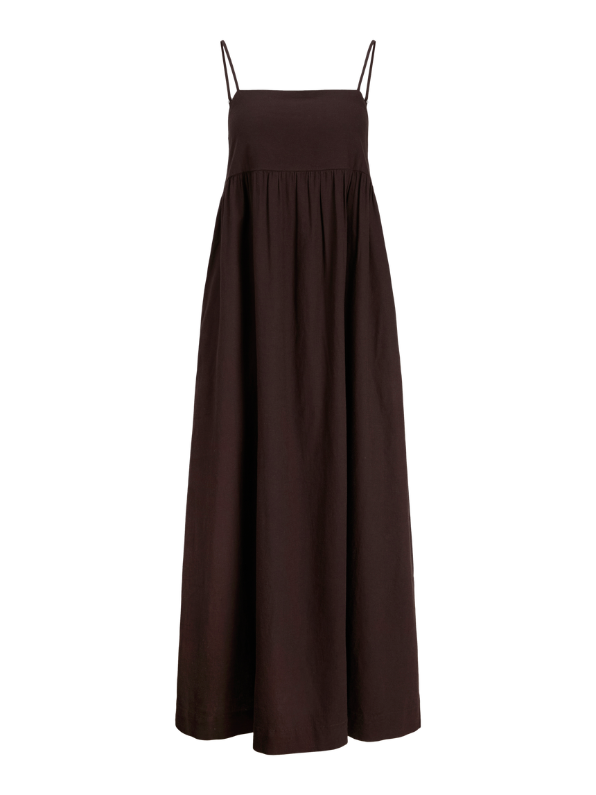 Vestido largo marrón chocolate con tirantes finos