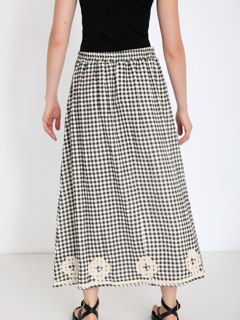 Falda Midi Vichy con Bordado
