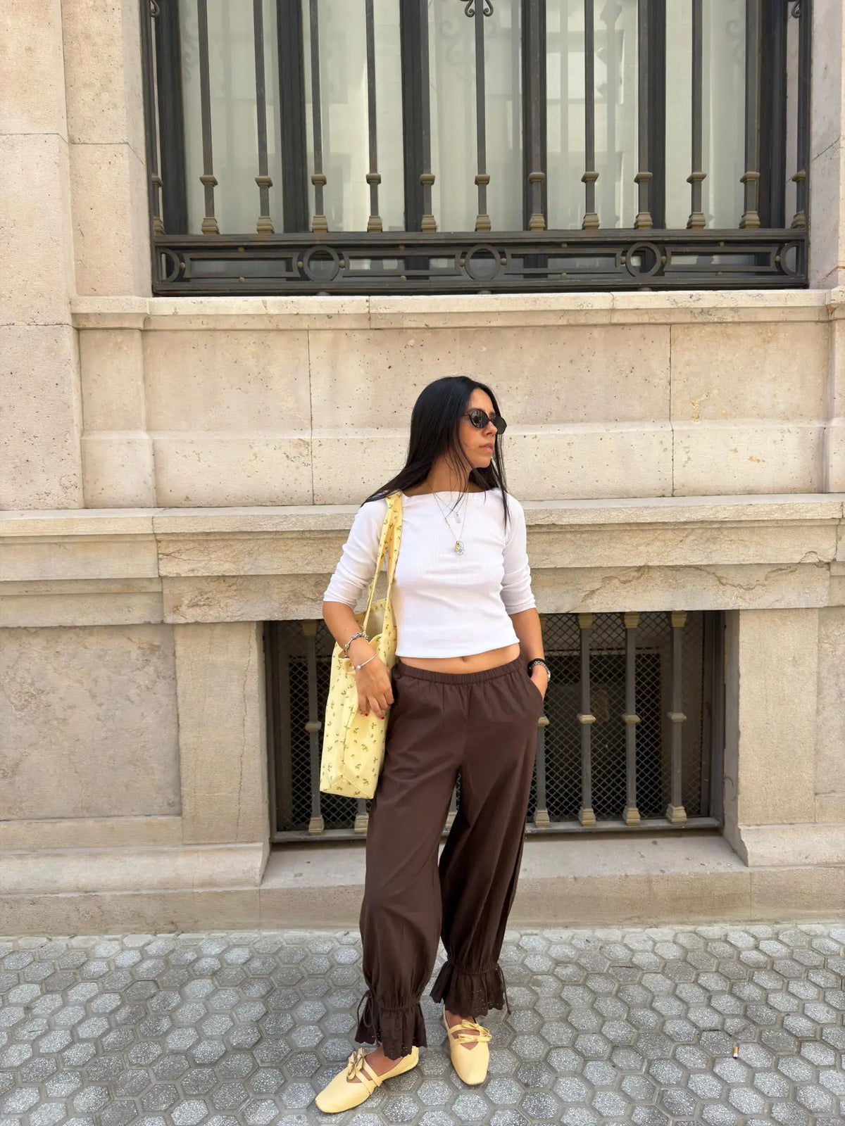Pantalón de algodón con volante